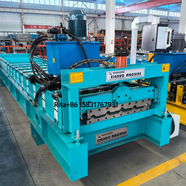 The main body of the IBR metal roof sheet roll forming machine featuring a robust structure and precise rollers