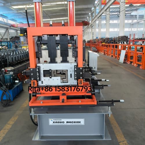 Precision hydraulic shearing system and guide pillars for clean cutting