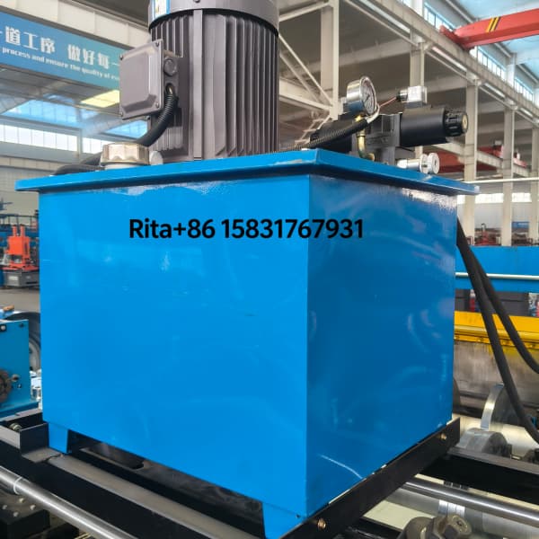 Hydraulic pump station of the highway sound barrier machine