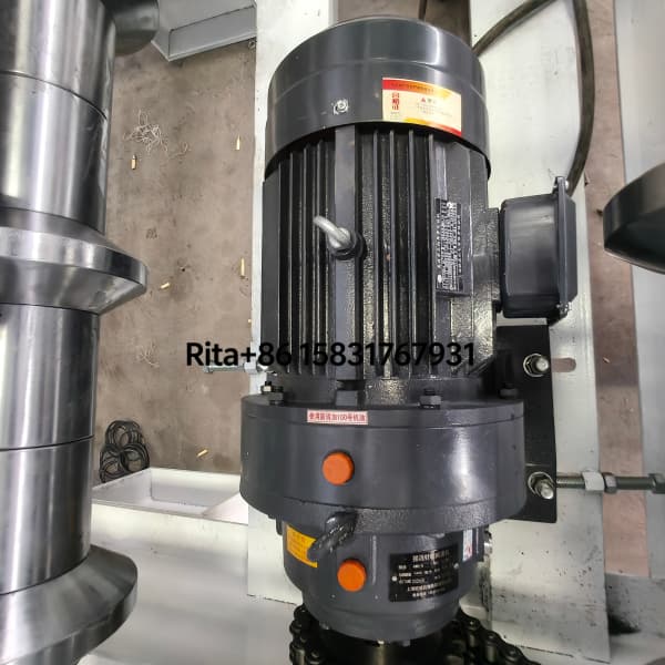 Electric motor drive system powering the double deck IBR roofing roll forming machine
