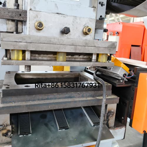 Right side view of the ISO certified servo punch press machine
