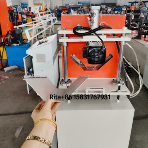 Hydraulic cutting unit for aluminum shutter housing roll forming machine