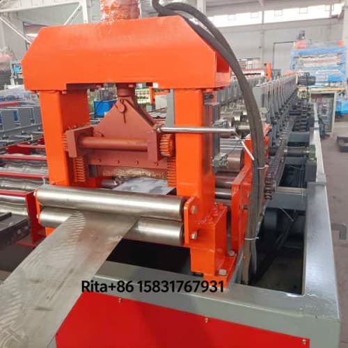 Steel coil feeding part of shutter door making equipment