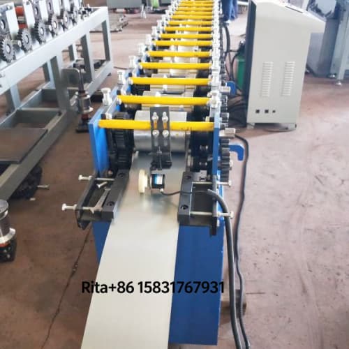 Metal sheet feeding part of shutter track cold forming equipment
