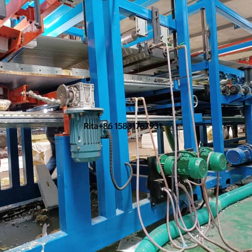 Automatic PU glue spraying and dropping system for Z lock composite panel line