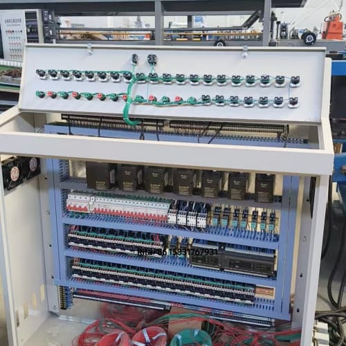 PLC touch screen control cabinet of Xinnuo sandwich panel machine line