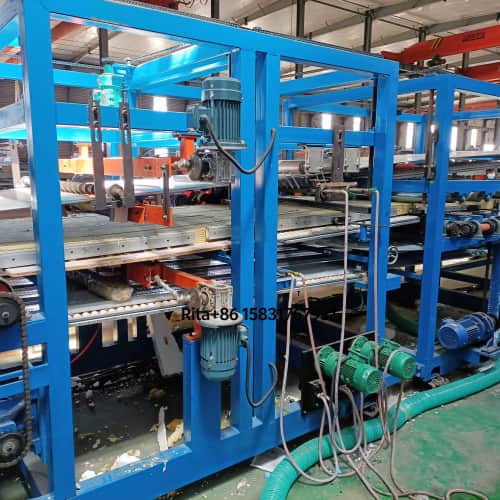 PU continuous glue spraying and dropping system for Z lock panel production line