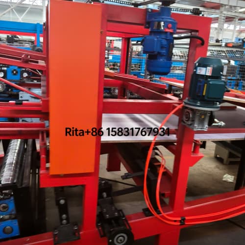 Glue spraying and dripping system of sandwich panel machine for EPS rockwool roof wall panel production line