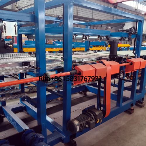 Glue spraying and dripping system of Z lock sandwich panel machine line