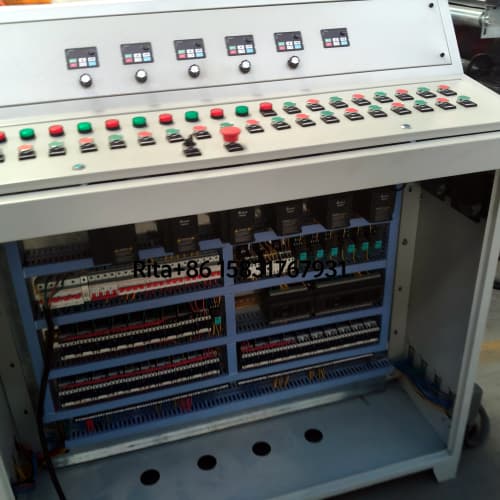 Electrical control system of Z lock sandwich panel worldwide production line
