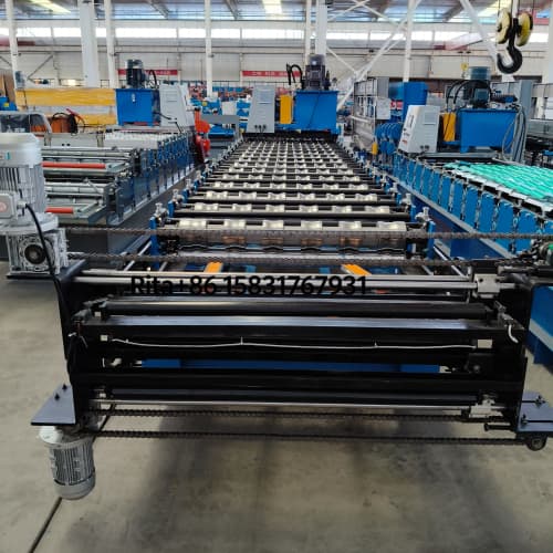 Double layer machine material feeding section
