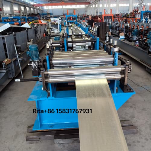 Automatic material feeding section of the CZ purlin roll forming machine with decoiler and guide system