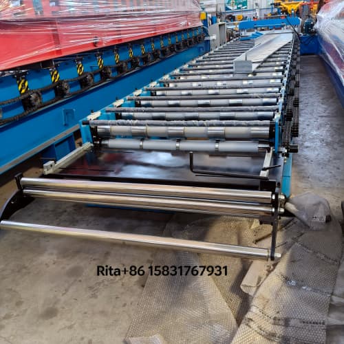 Automatic material feeding section of the Trapezoidal Roof Roll Forming Machine Metal Tile with decoiler and precision guide system