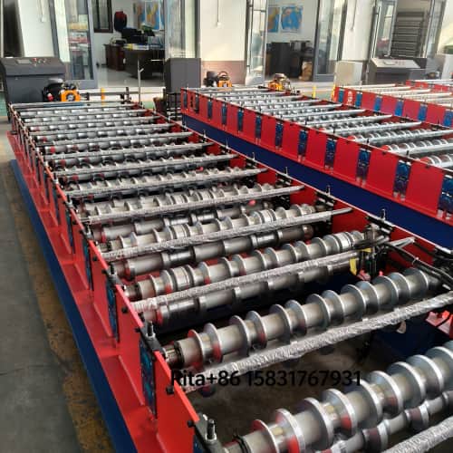 Roll forming machine unit of sandwich panel machine line for steel sheet shaping