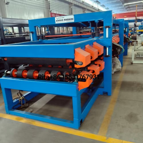 Z Lock Sandwich Panel Machine Line for Roof & Wall Panel