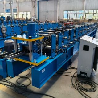 China Top Manufacturer C Purlin Roll Forming Machine with 30 Years Experience SGS/CE Certification